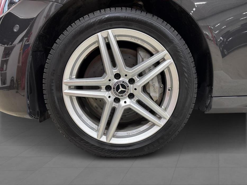 MERCEDES-BENZ E 2020