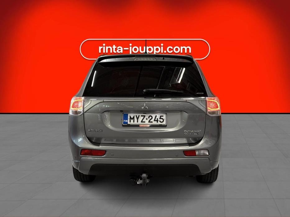 MITSUBISHI Outlander PHEV 2014