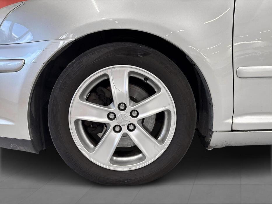 TOYOTA Avensis 2008