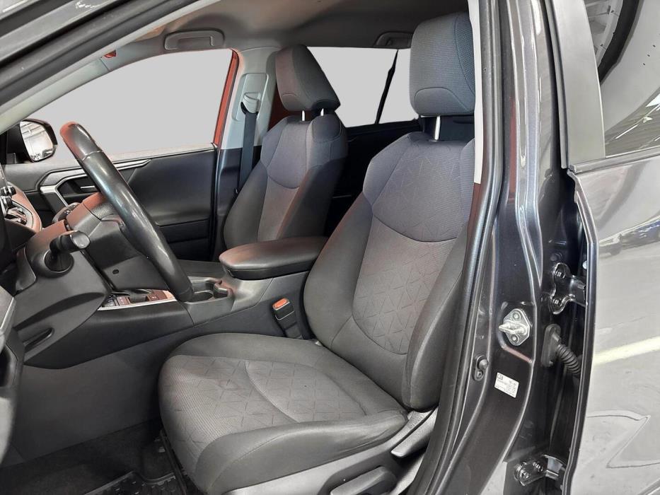 TOYOTA RAV4 2019