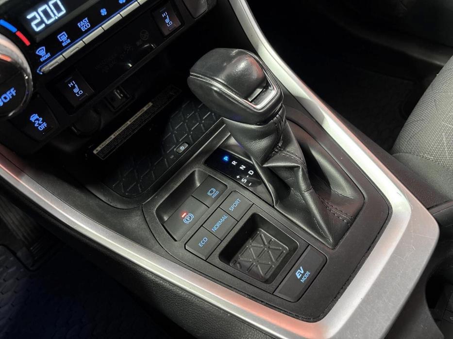 TOYOTA RAV4 2019