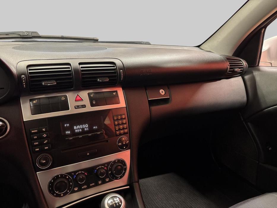 MERCEDES-BENZ CLC 2009