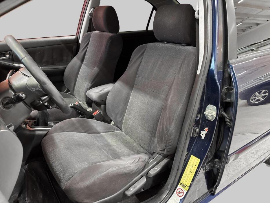 TOYOTA Corolla 2002