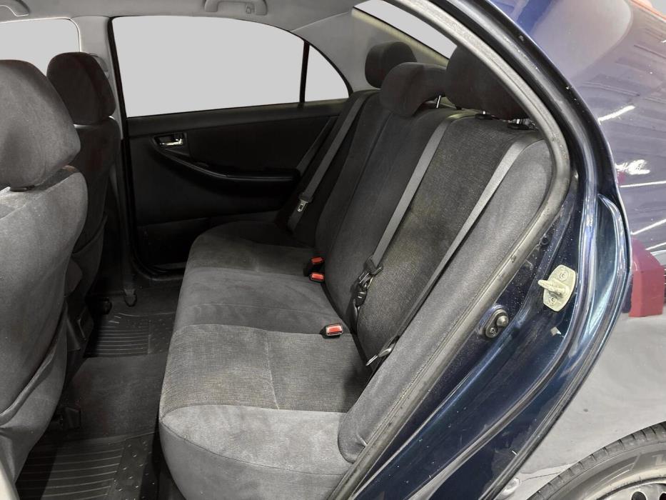 TOYOTA Corolla 2002