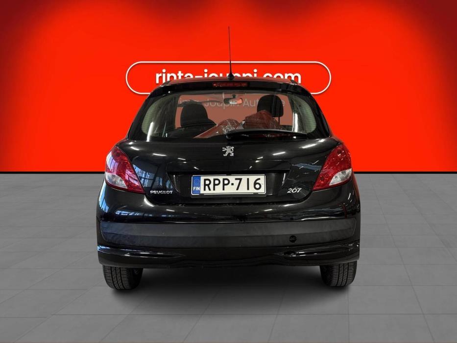 PEUGEOT 207 2010