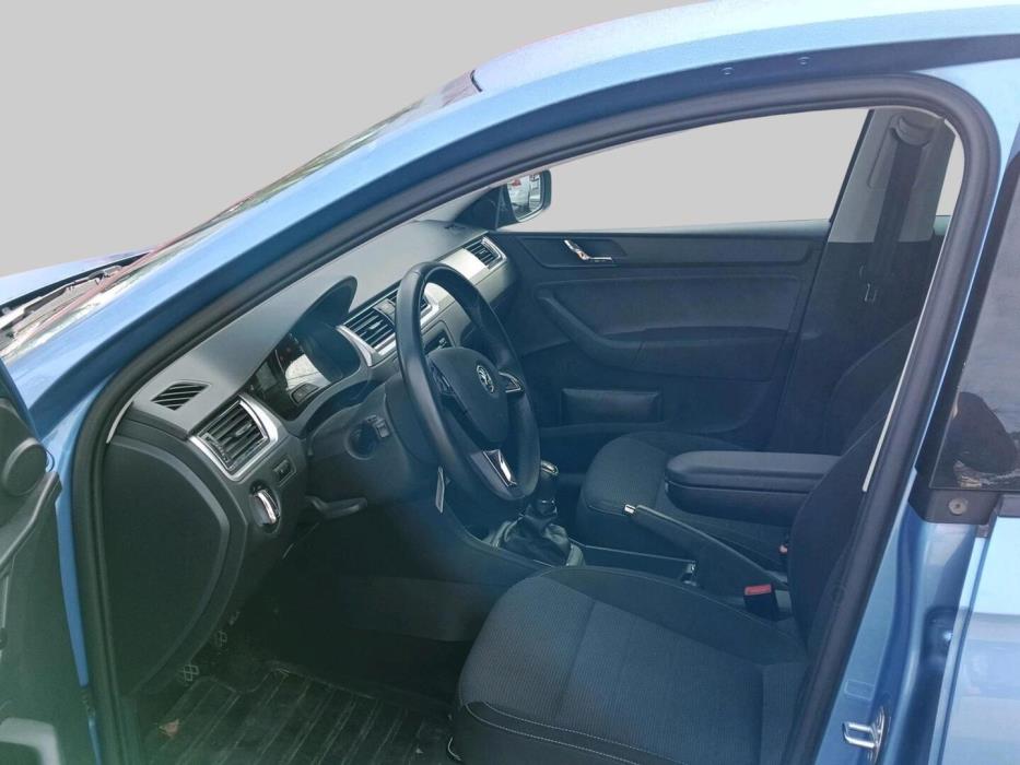 SKODA Rapid 2014