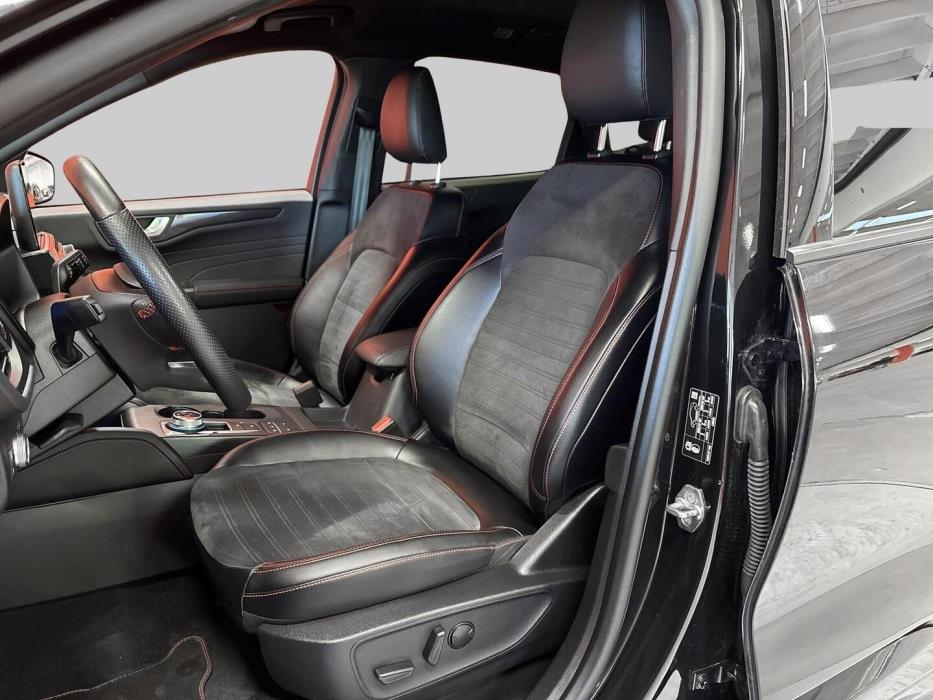 FORD Kuga 2023