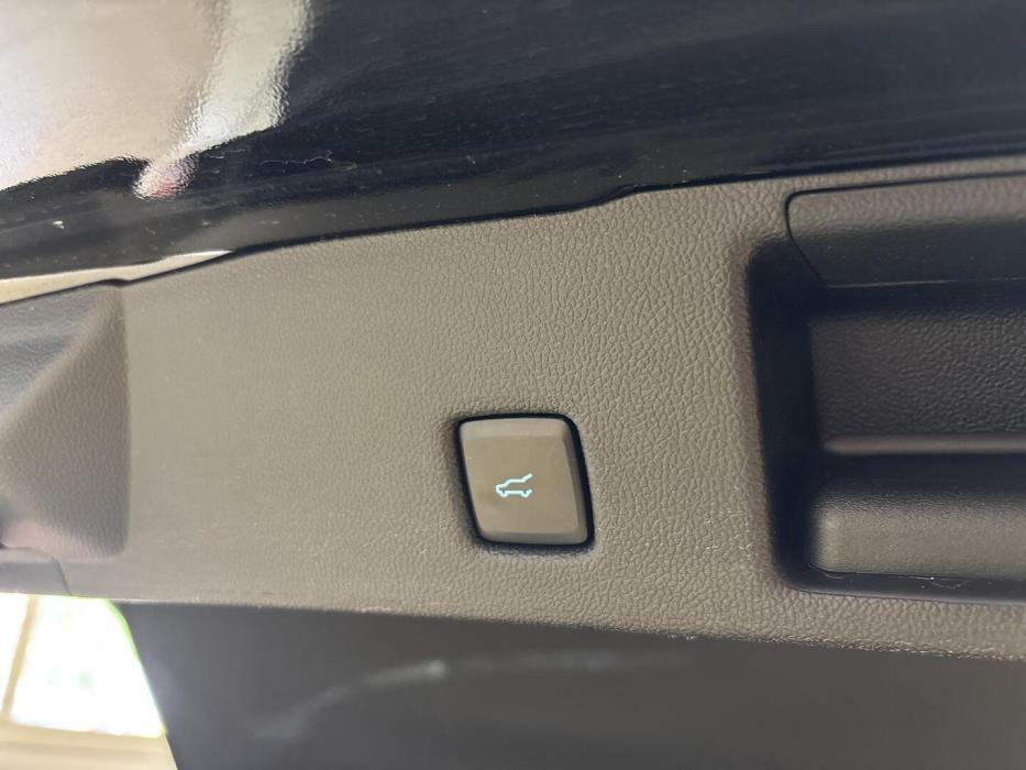 FORD Kuga 2023