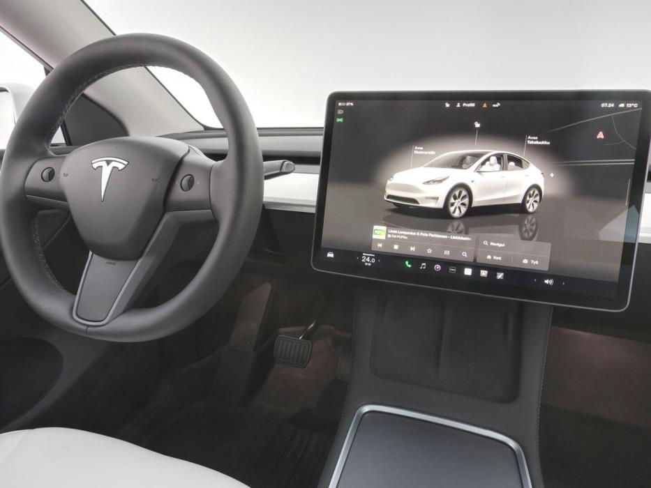 TESLA MODEL Y 2022