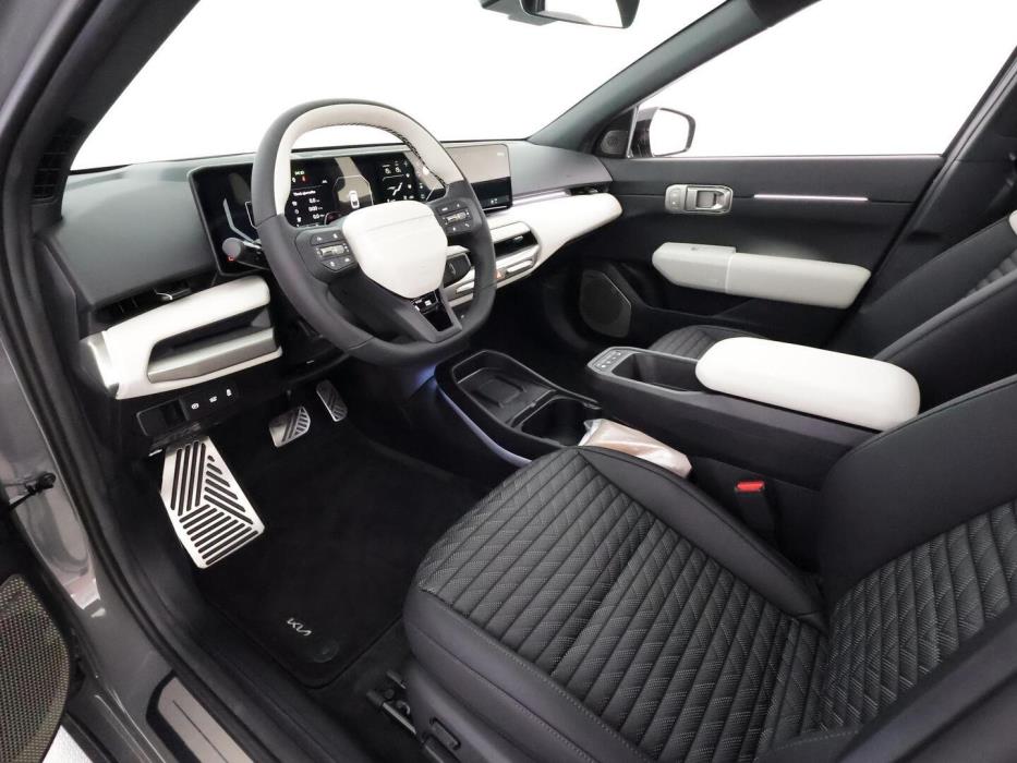 KIA EV4 2026