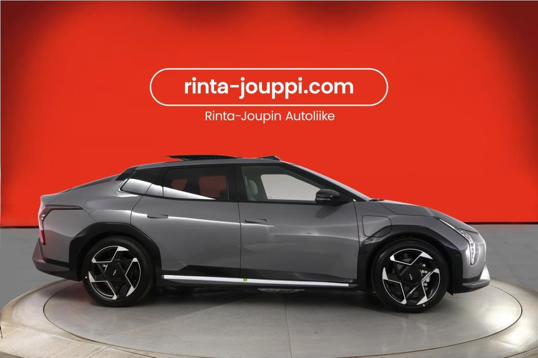 KIA EV4 2026