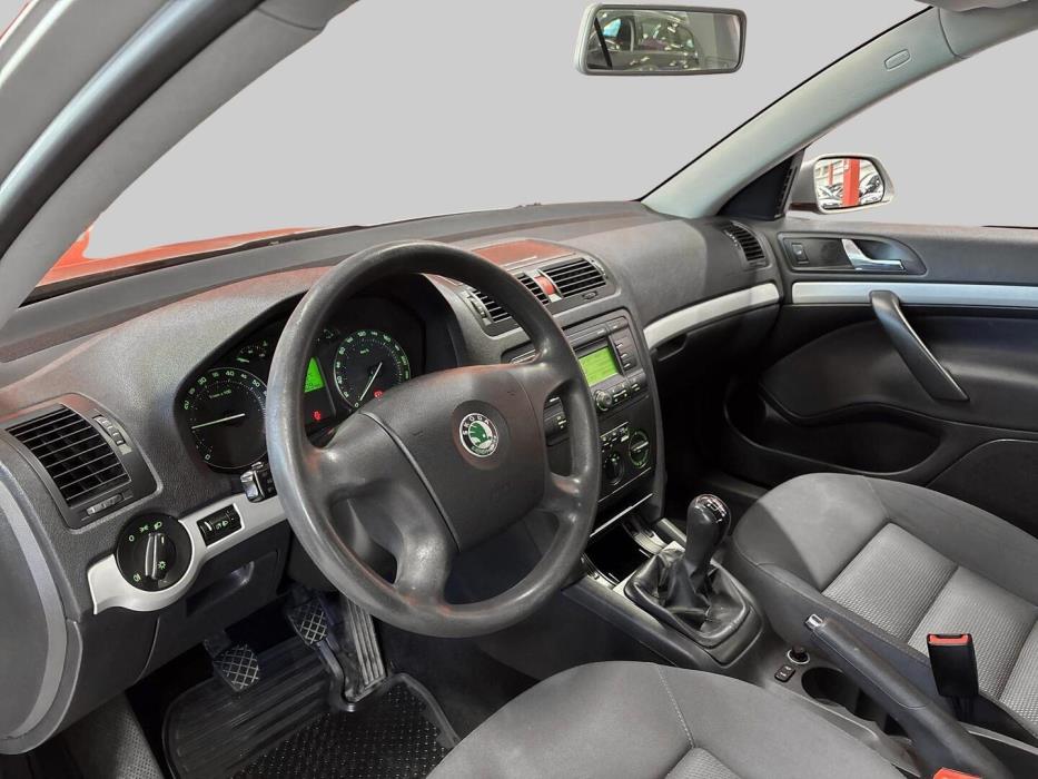 SKODA Octavia 2005