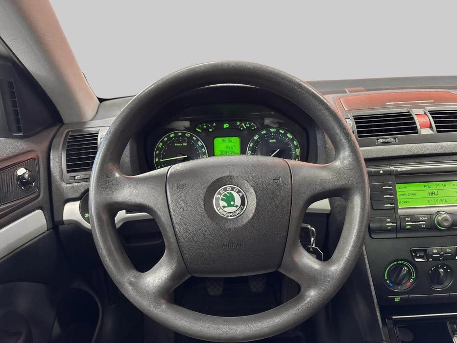 SKODA Octavia 2005