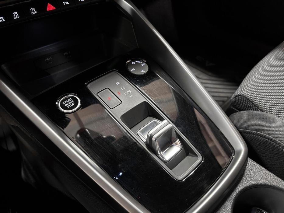 AUDI A3 2021