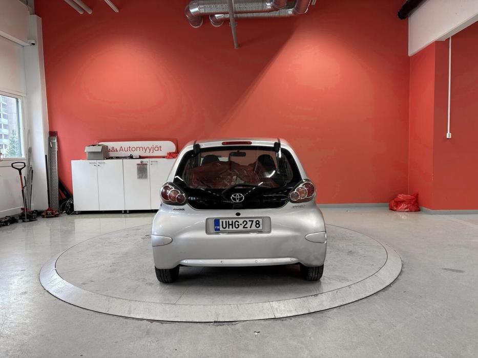 TOYOTA AYGO 2009