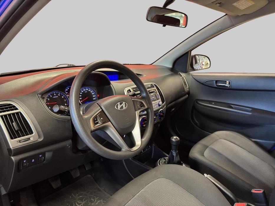 HYUNDAI i20 5d 2013