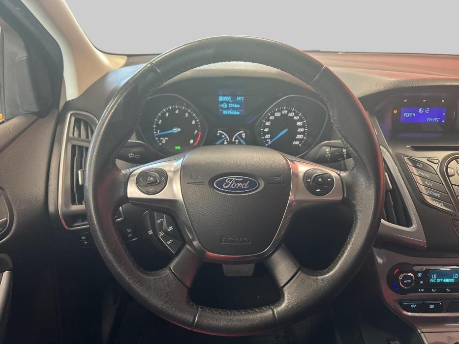 FORD Focus 2012