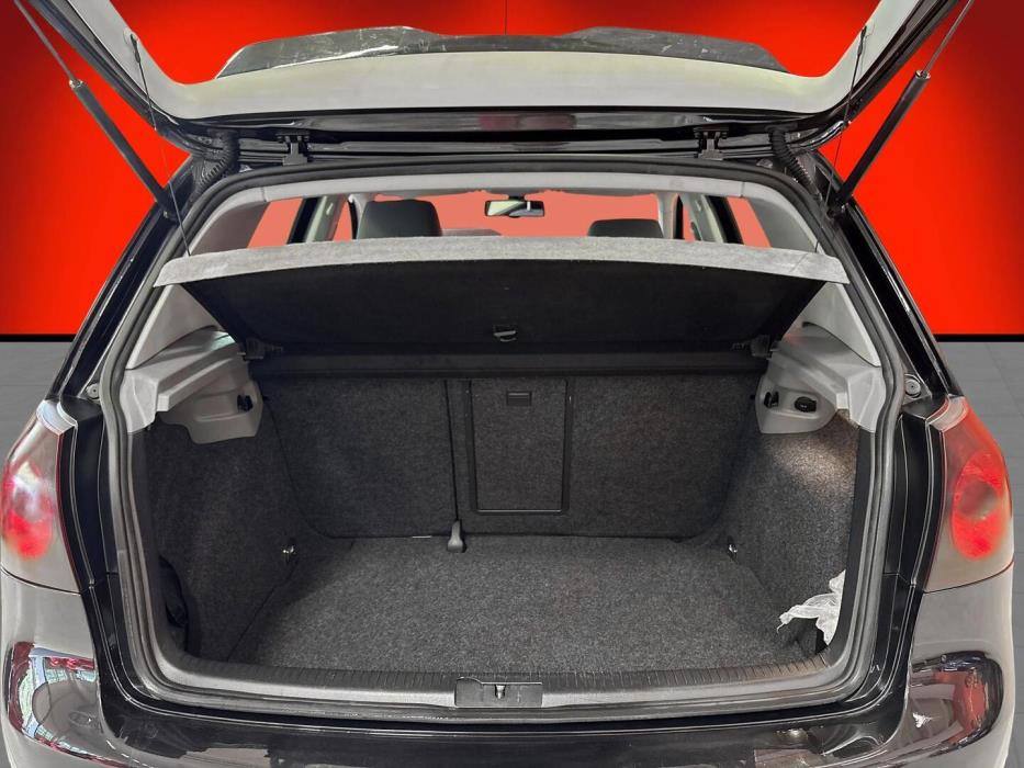 VOLKSWAGEN Golf 2006
