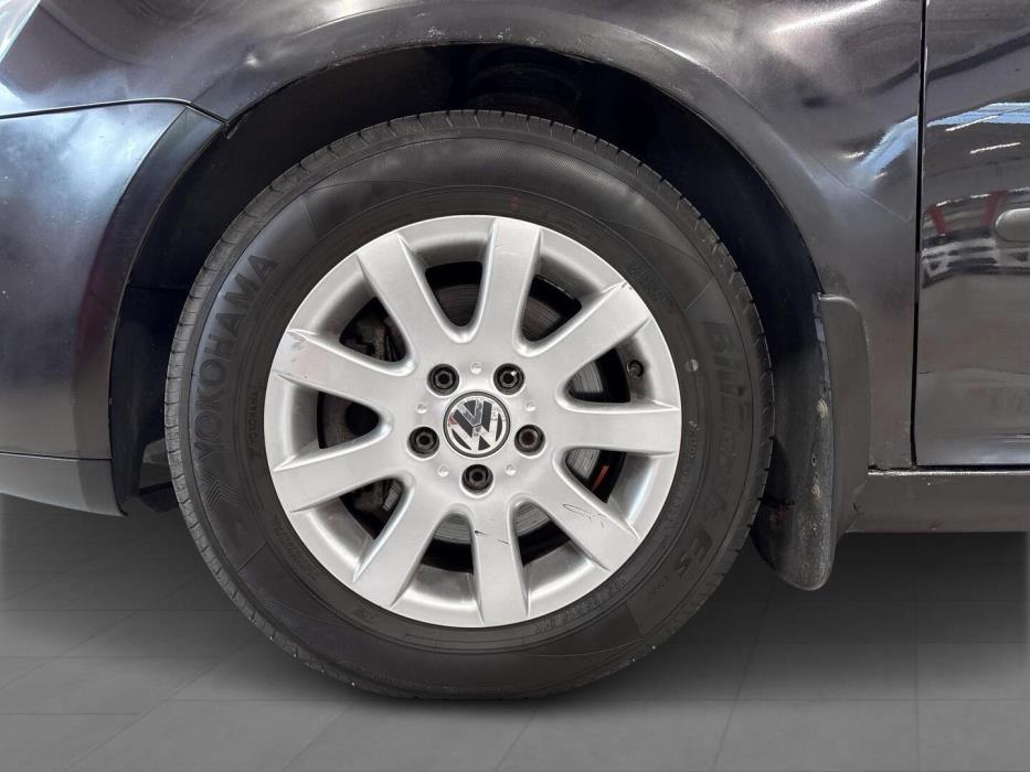 VOLKSWAGEN Golf 2006