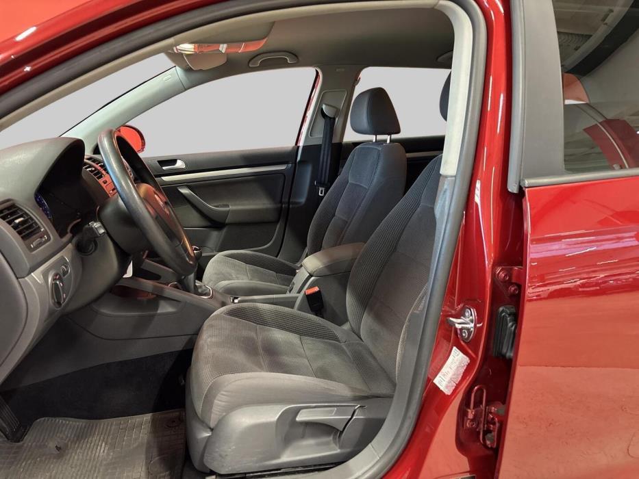 VOLKSWAGEN Golf 2008