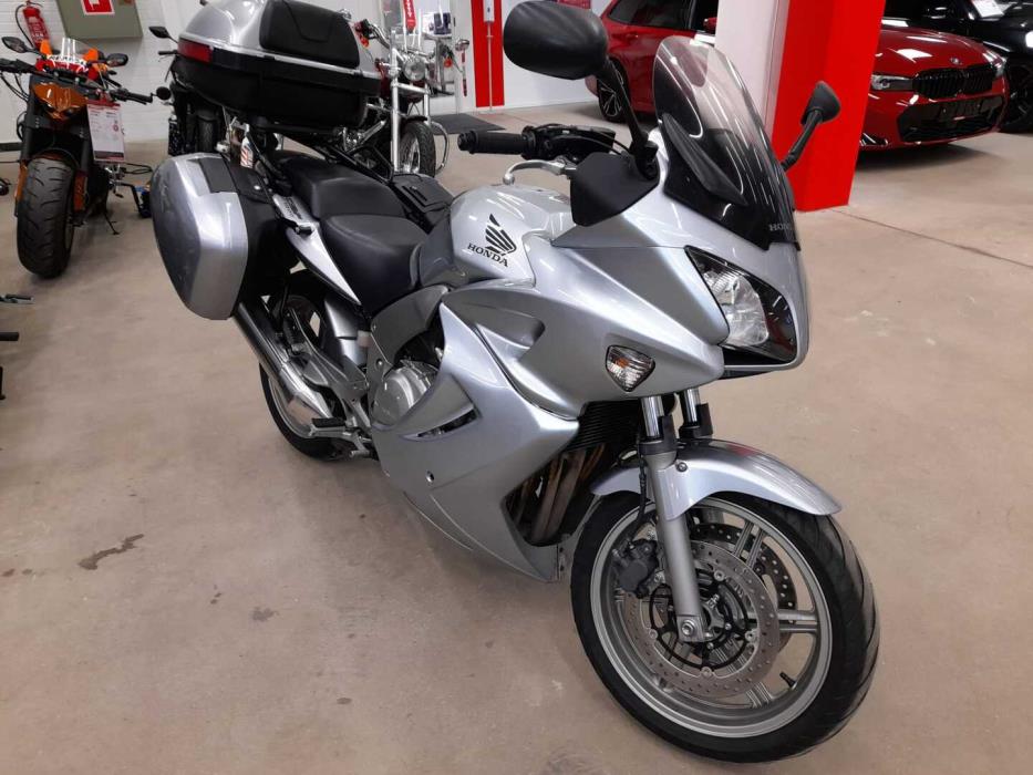 HONDA CBF 2009