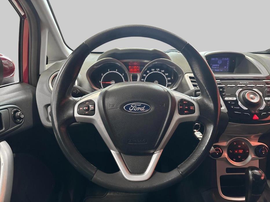 FORD Fiesta 2011