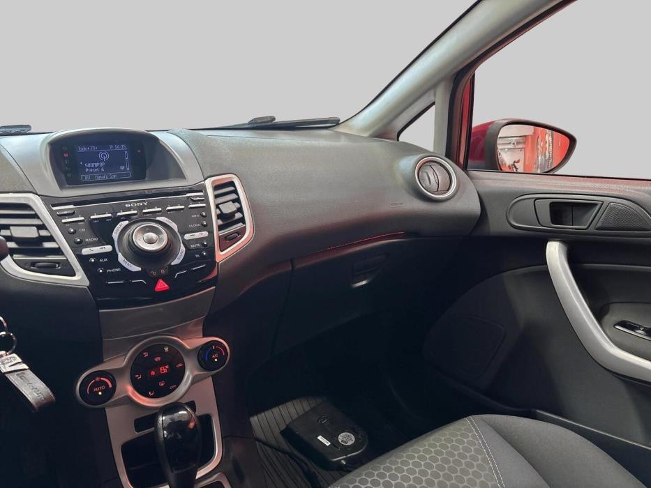 FORD Fiesta 2011