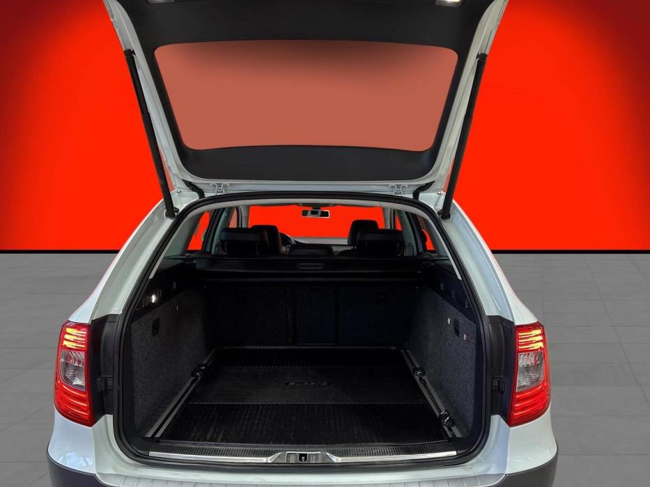 SKODA Superb 2015