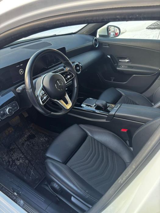 MERCEDES-BENZ A 2019