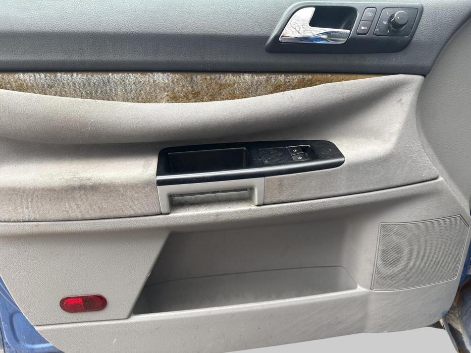 VOLKSWAGEN Polo 2004