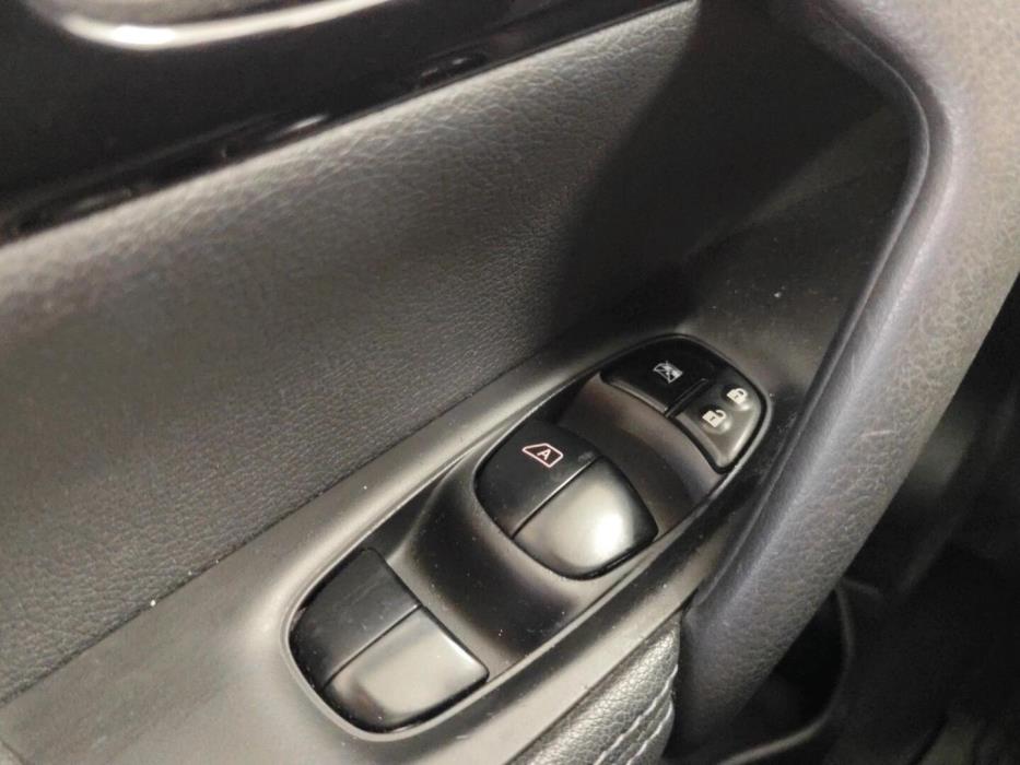 NISSAN Qashqai 2016