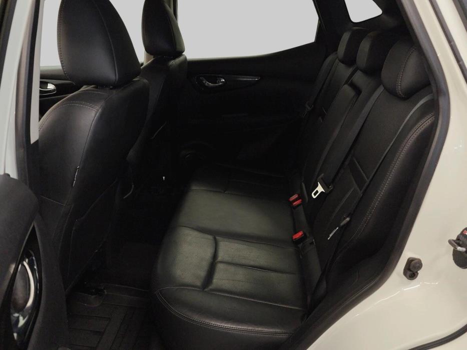 NISSAN Qashqai 2016