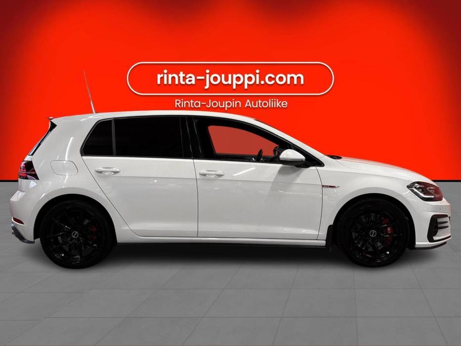 VOLKSWAGEN Golf 2018