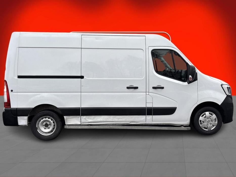 RENAULT MASTER 2020