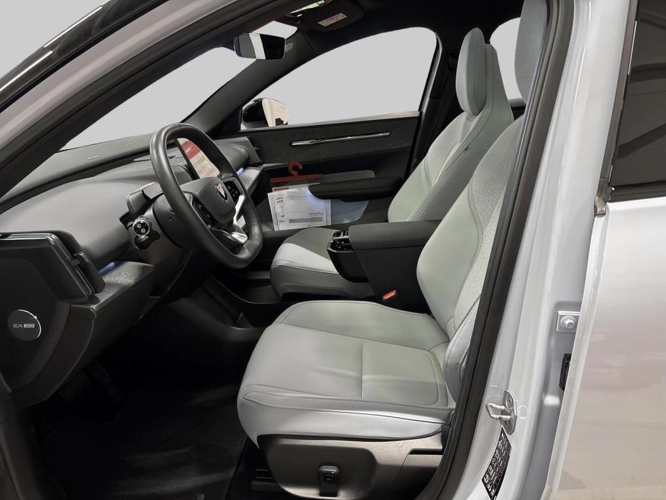 VOLVO EX30 2024