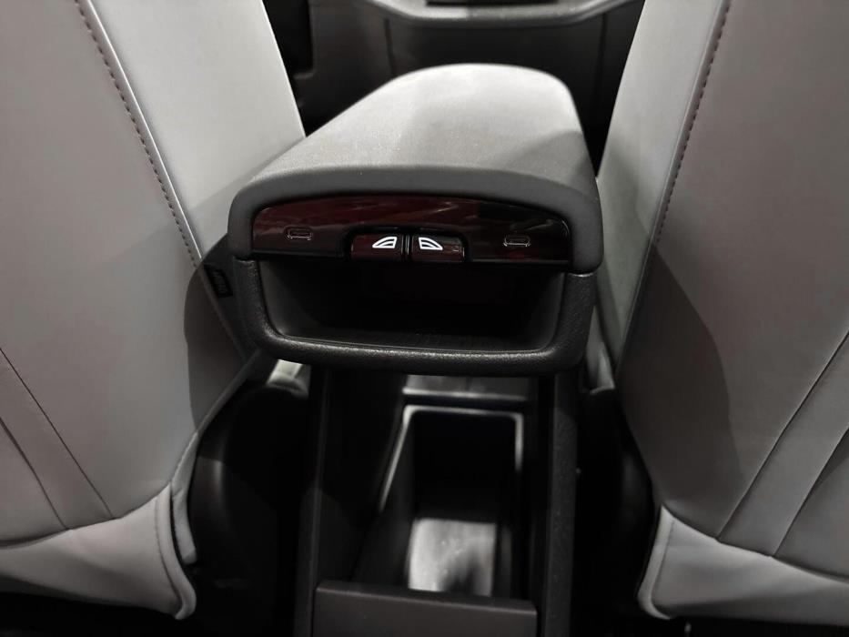 VOLVO EX30 2024