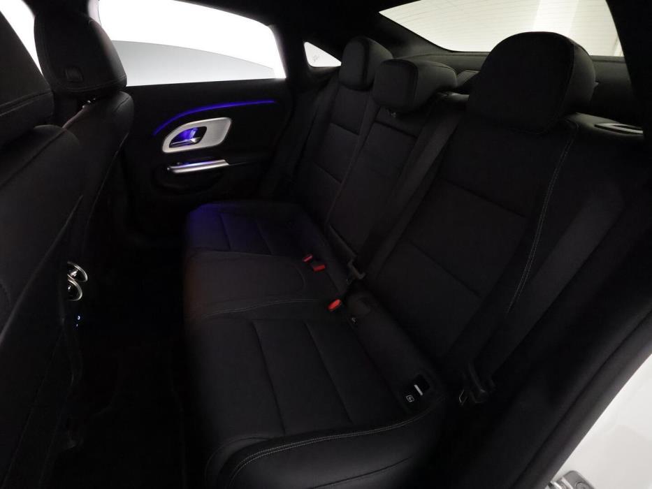 MERCEDES-BENZ CLA 2025