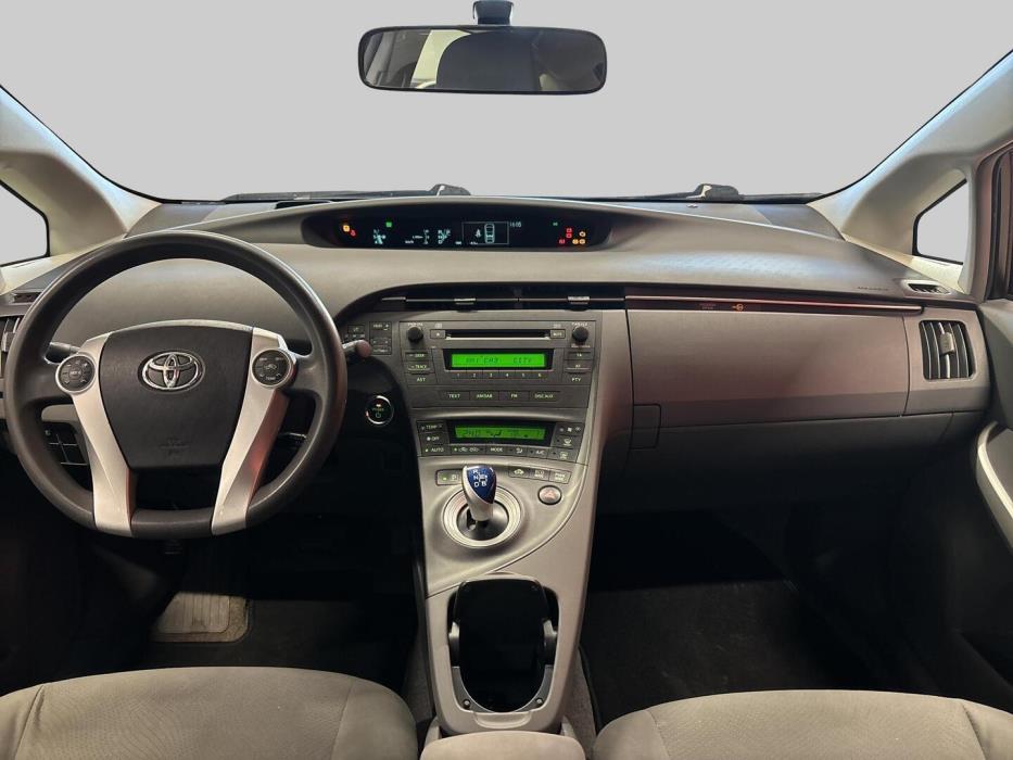 TOYOTA Prius 2010