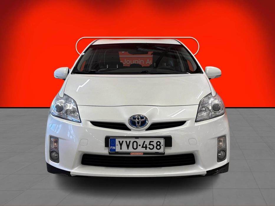 TOYOTA Prius 2010