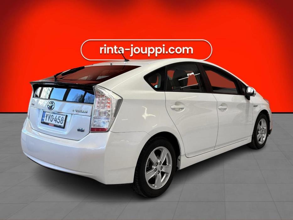 TOYOTA Prius 2010