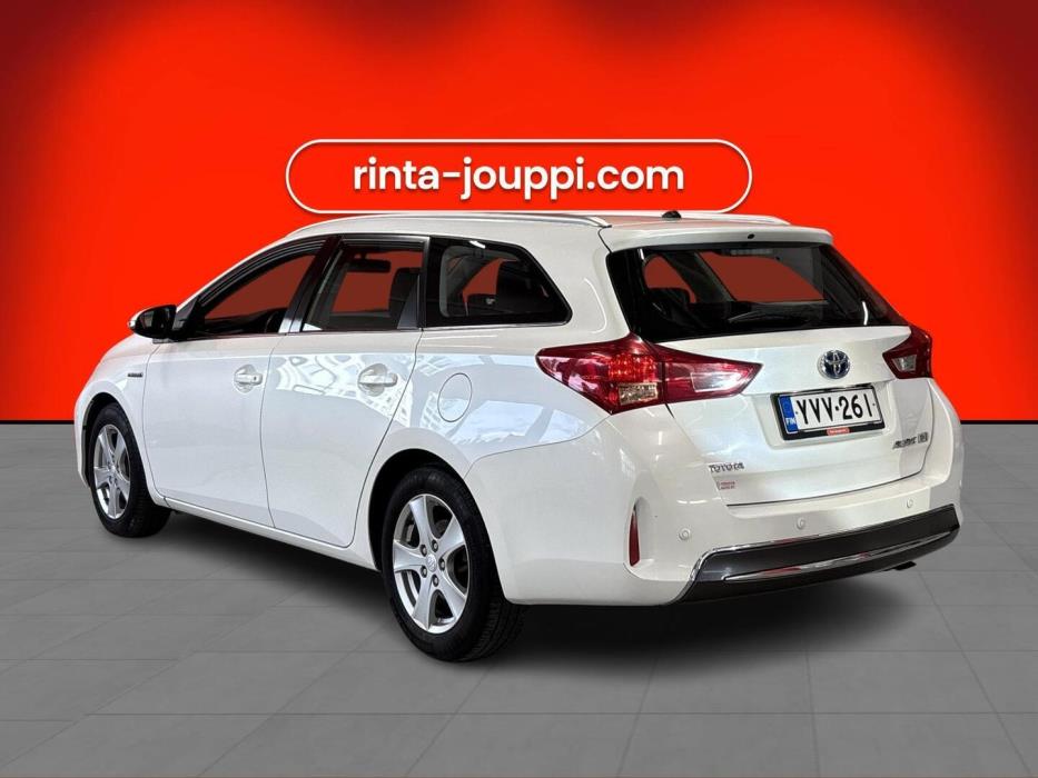 TOYOTA Auris 2013