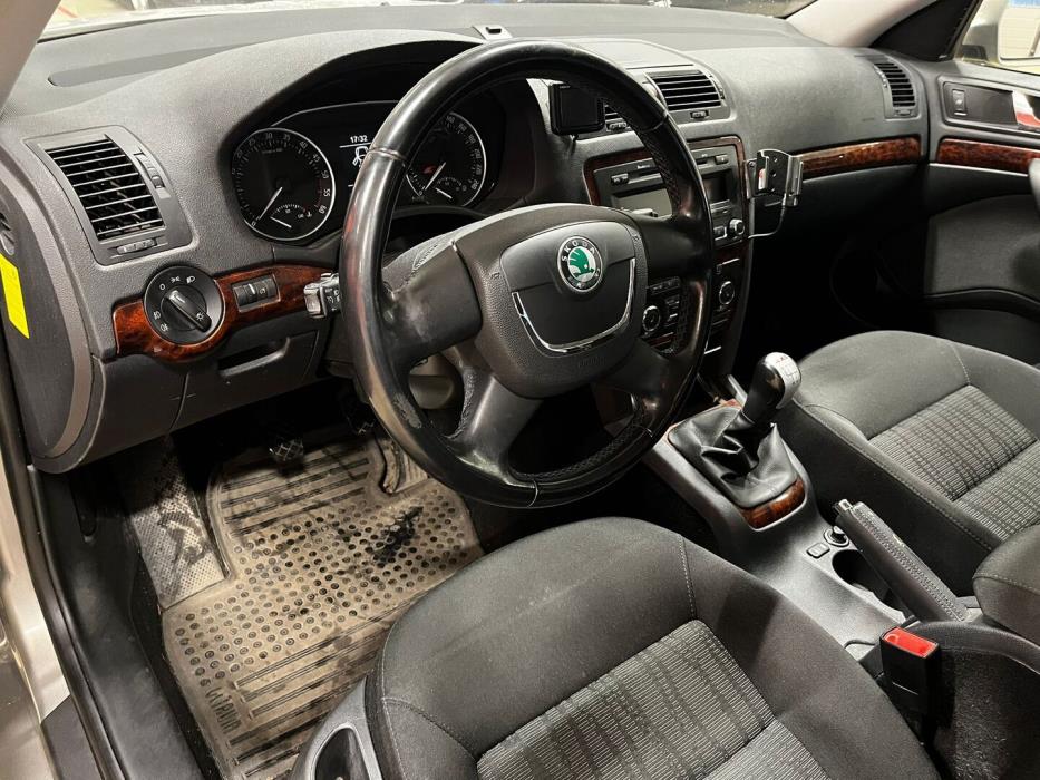 SKODA Octavia 2010