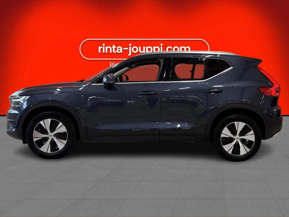 VOLVO XC40 2022