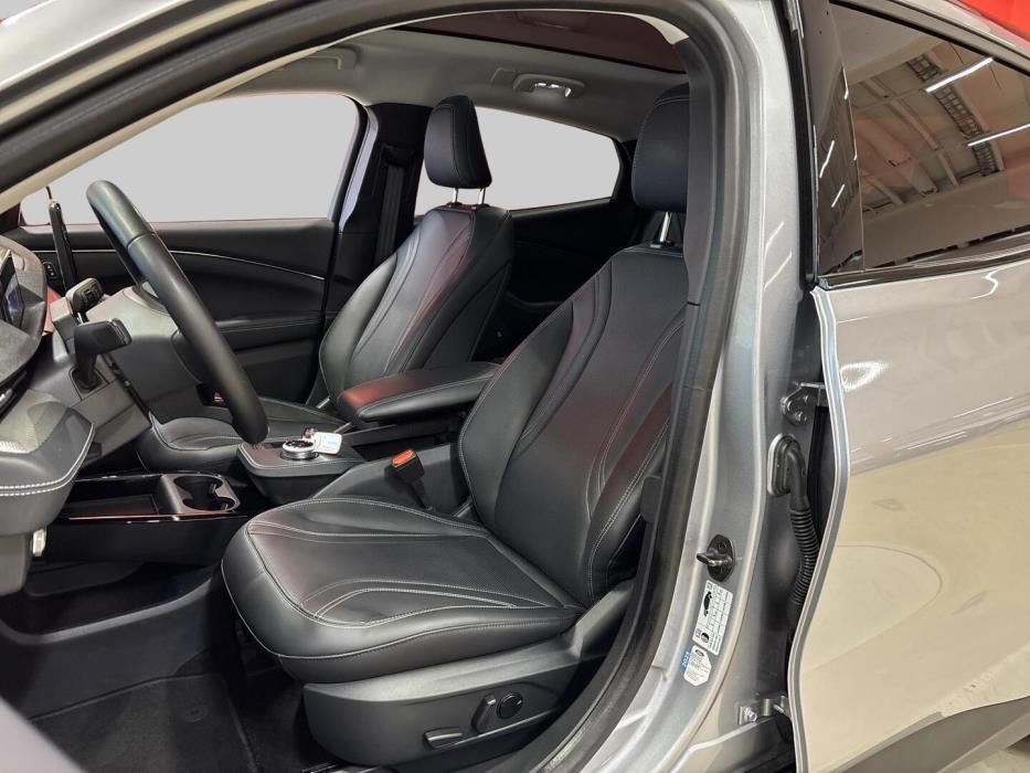 FORD MUSTANG MACH-E 2021