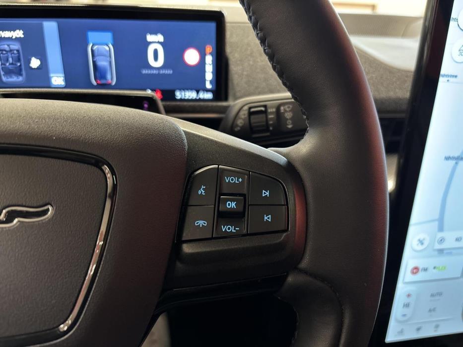 FORD MUSTANG MACH-E 2021