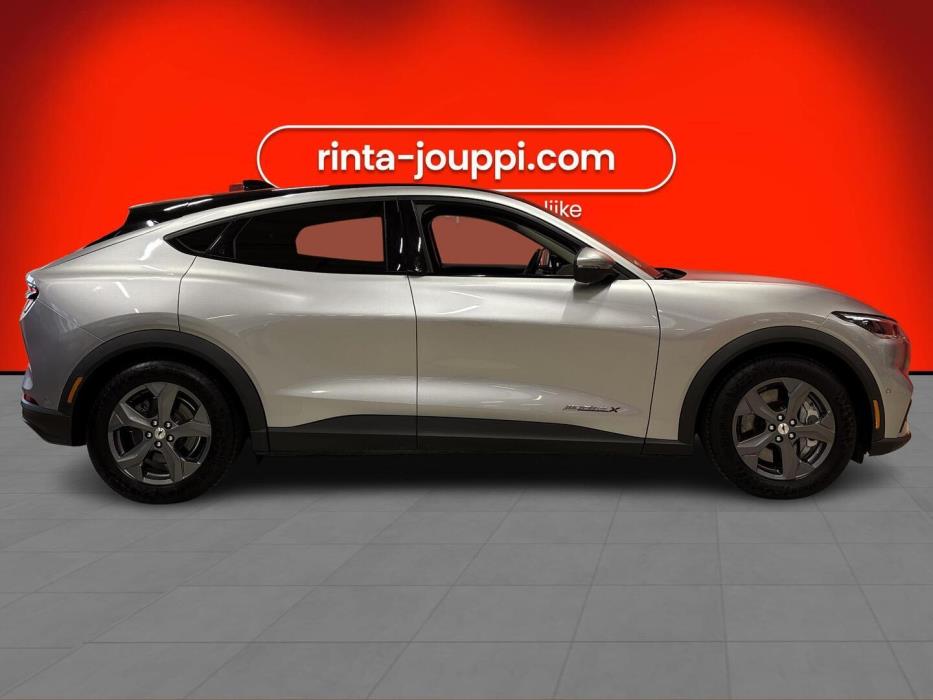 FORD MUSTANG MACH-E 2021