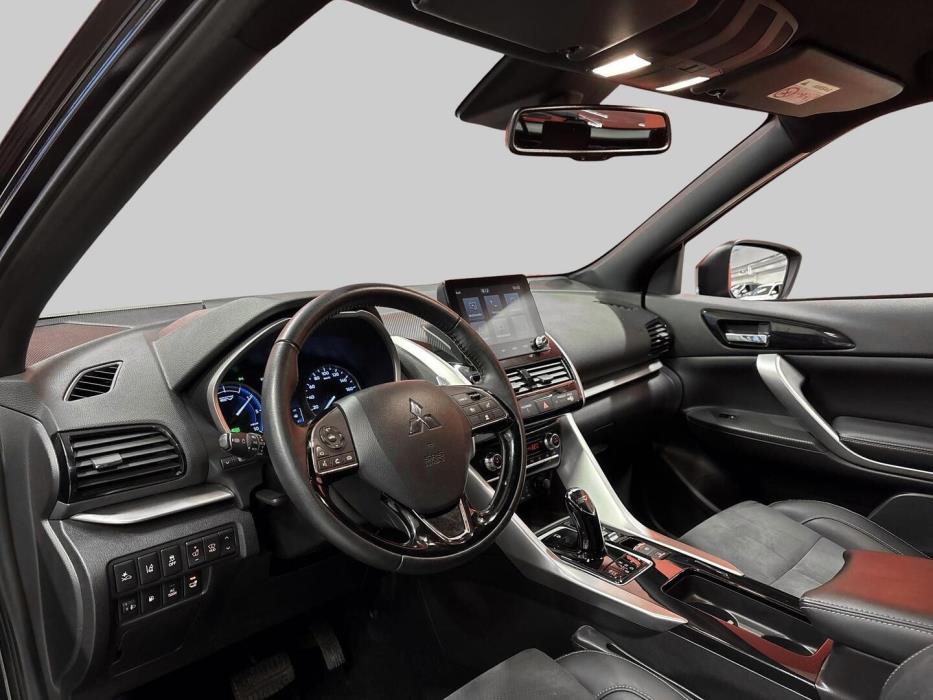 MITSUBISHI ECLIPSE CROSS 2021