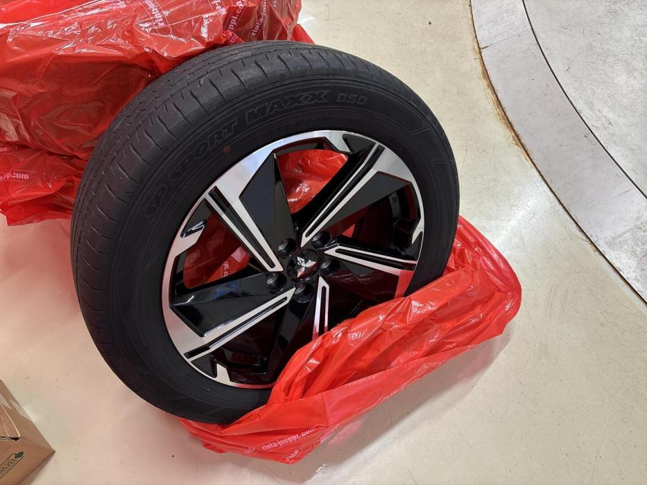 MITSUBISHI ECLIPSE CROSS 2021