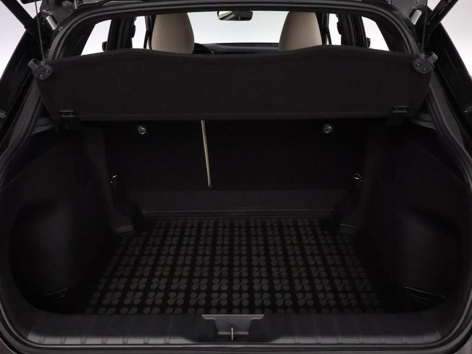 LEXUS LBX 2024