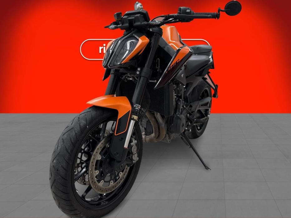 KTM 890 2021